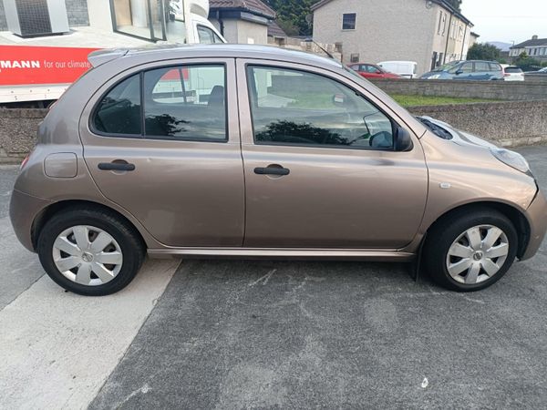 Nissan Micra Hatchback, Petrol, 2007, Gold