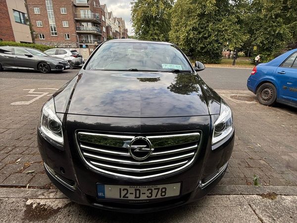 Opel Insignia MPV, Diesel, 2012, Black