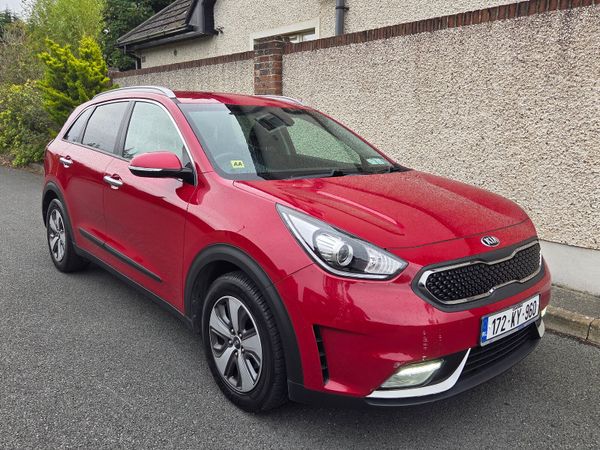 Kia Niro SUV, Petrol Hybrid, 2017, Red