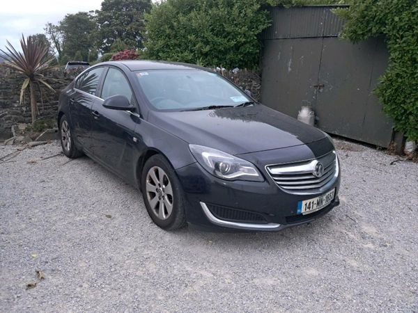 Vauxhall Insignia Hatchback, Diesel, 2014, Black
