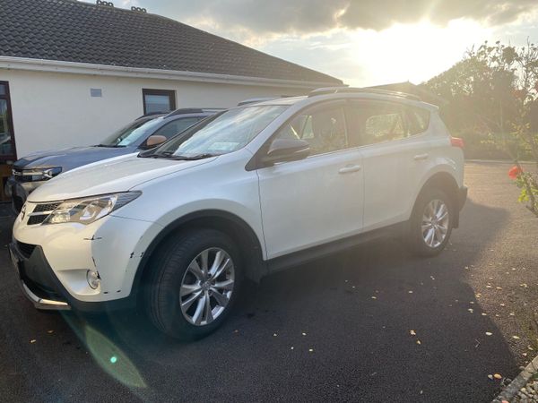 Toyota RAV4 SUV, Diesel, 2015, White