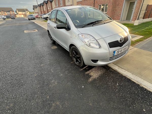 Toyota Yaris Hatchback, Petrol, 2008, Silver