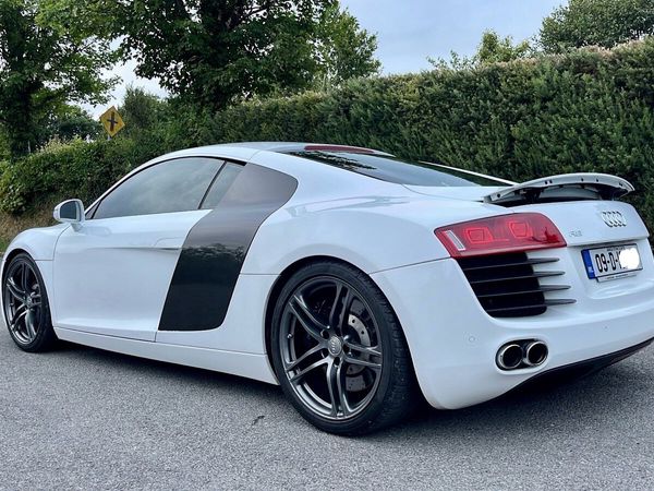 Audi R8 Coupe, Petrol, 2009, White