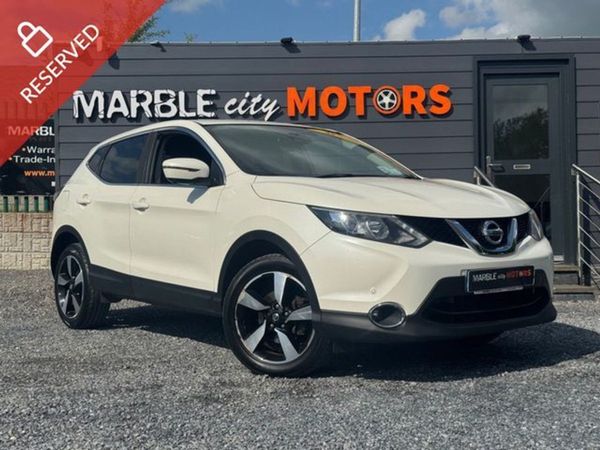 Nissan Qashqai Hatchback, Diesel, 2017, White