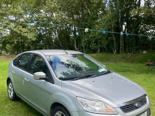 Ford Focus Hatchback, Diesel, 2011, Silver