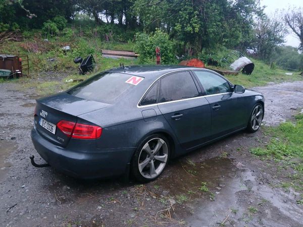 Audi A4 Saloon, Diesel, 2010, Grey