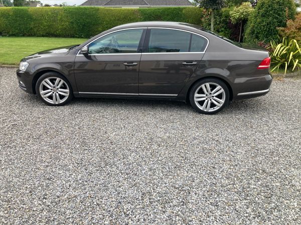Volkswagen Passat Saloon, Diesel, 2014, Brown