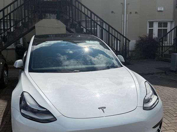 Tesla Model 3 Saloon, Electric, 2020, White