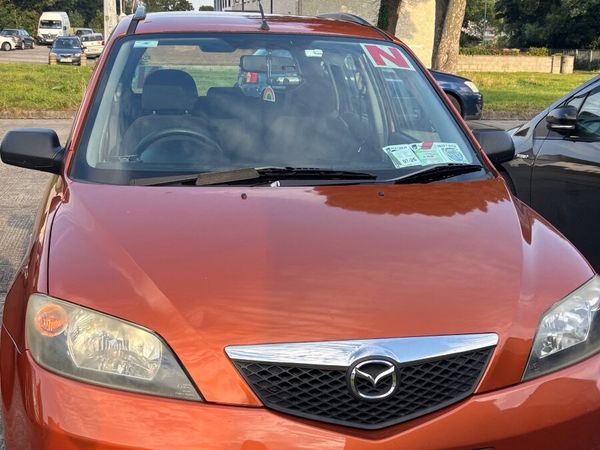 Mazda Mazda2 Hatchback, Petrol, 2003, Orange