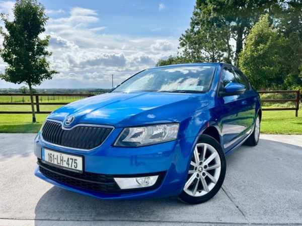 Skoda Octavia Saloon, Diesel, 2016, Blue