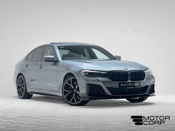 BMW 5-Series Saloon, Hybrid, 2021, Blue