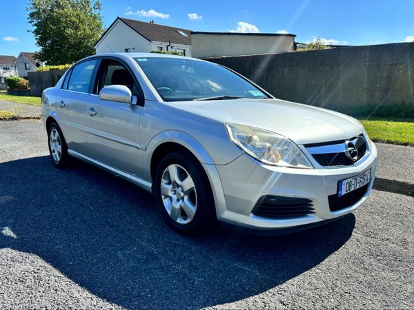 Opel Vectra Saloon, Petrol, 2008, Silver