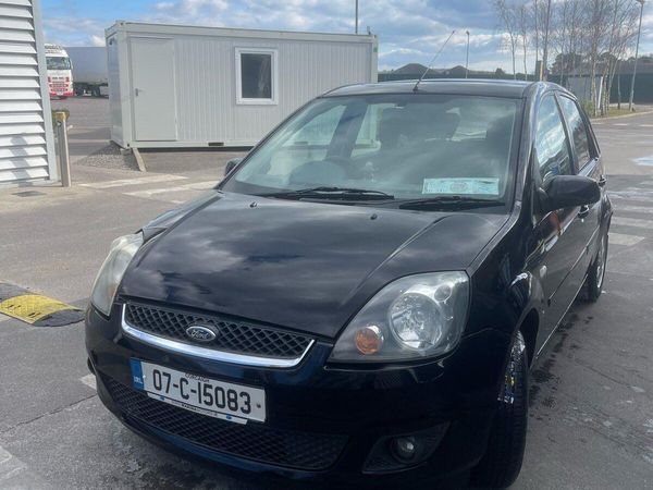 Ford Fiesta Hatchback, Petrol, 2007, Black