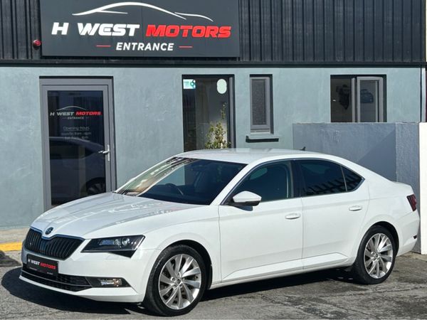 Skoda Superb Hatchback, Diesel, 2017, White
