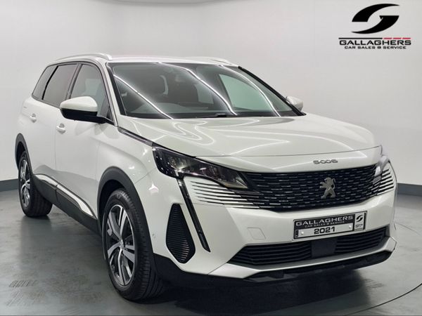 Peugeot 5008 MPV, Diesel, 2021, White