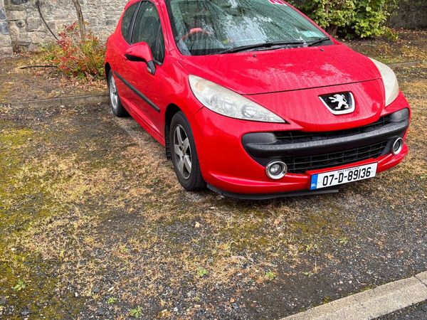 Peugeot 207 Hatchback, Petrol, 2007, Red