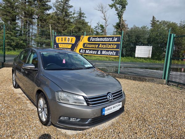 Volkswagen Passat Saloon, Diesel, 2012, Brown