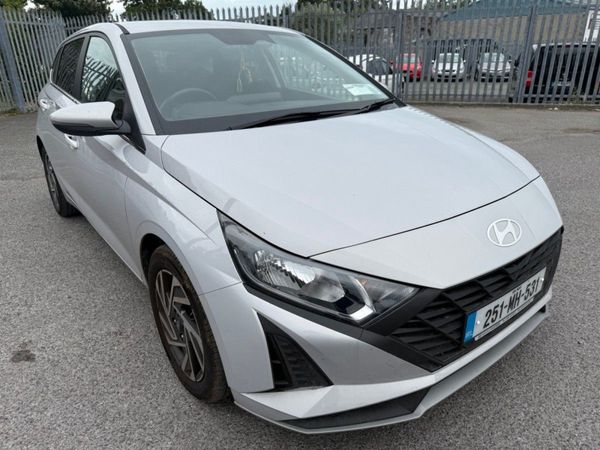 Hyundai i20 Hatchback, Petrol, 2025, Grey