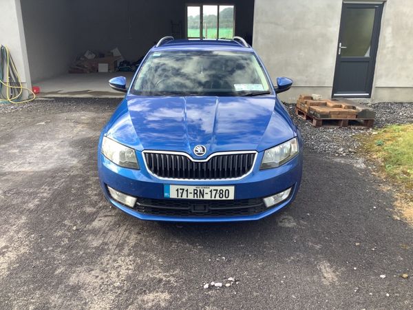 Skoda Octavia Estate, Diesel, 2017, Blue