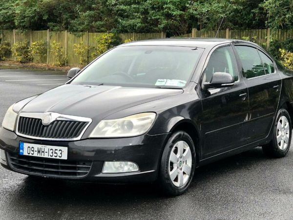 Skoda Octavia Hatchback, Diesel, 2009, Black
