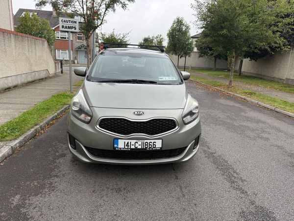Kia Carens MPV, Petrol, 2014, Silver