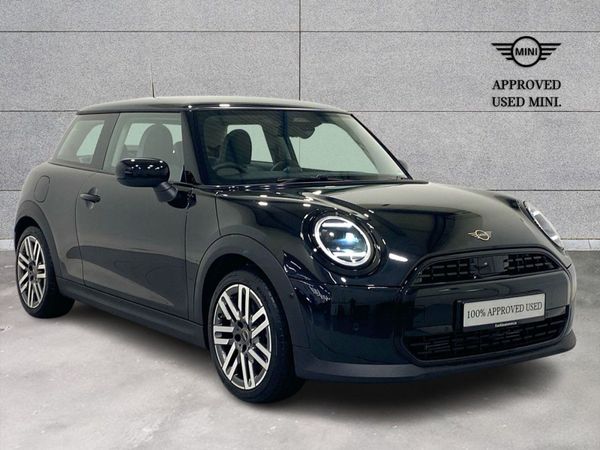 Mini Cooper Hatchback, Petrol, 2025, Black