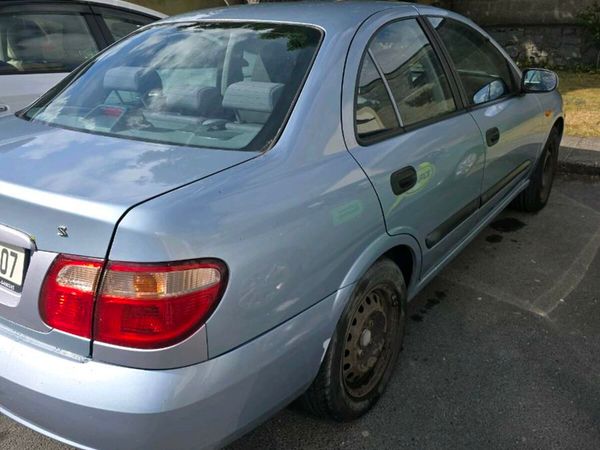 Nissan Almera Saloon, Petrol, 2005, Blue