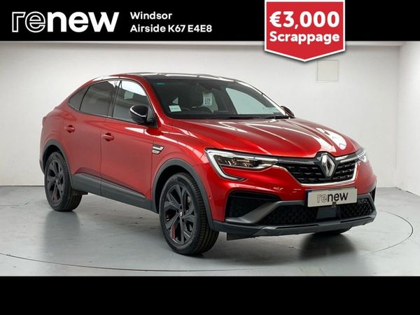 Renault Arkana Hatchback, Petrol, 2022, Red