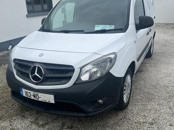 Other Other Van, Diesel, 2016, White