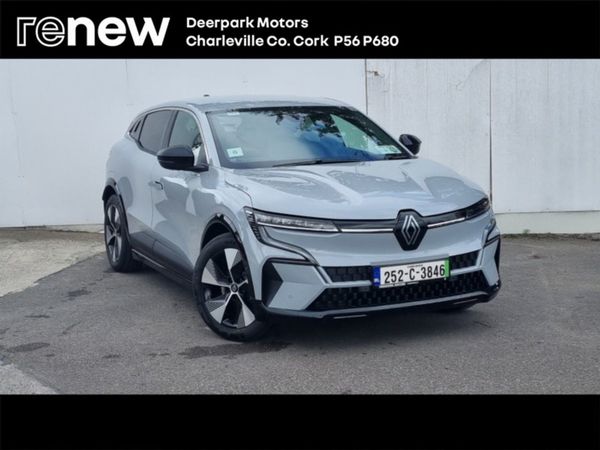 Renault Megane Hatchback, Electric, 2025, Grey