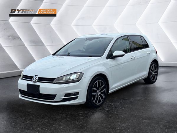 Volkswagen Golf Hatchback, Petrol, 2015, White