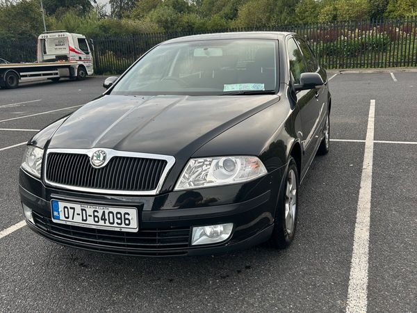 Skoda Octavia Hatchback, Petrol, 2007, Black