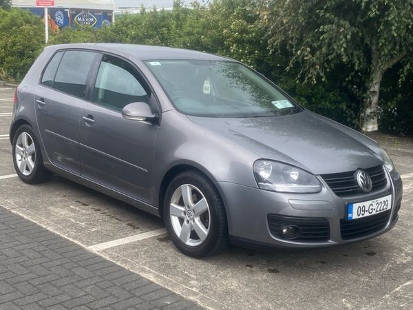 Volkswagen Golf Hatchback, Petrol, 2009, Grey