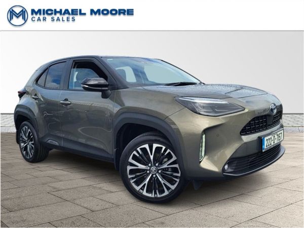 Toyota Yaris Cross Crossover, Petrol Hybrid, 2022, Green