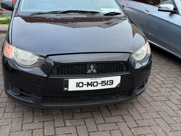 Mitsubishi Colt MPV, Petrol, 2010, Black