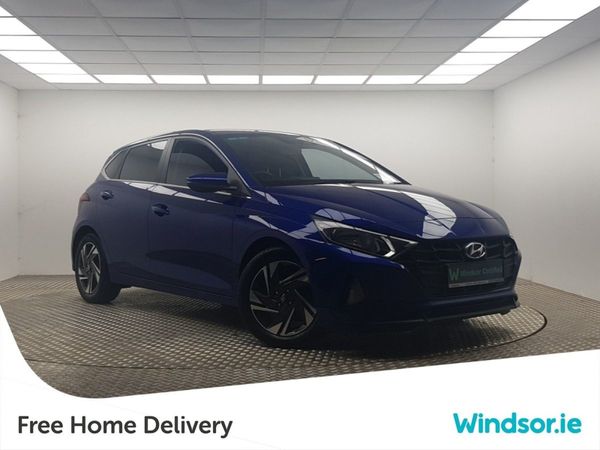 Hyundai i20 Hatchback, Petrol, 2022, Blue