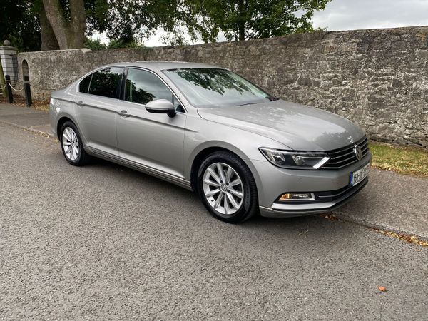 Volkswagen Passat Saloon, Diesel, 2015, Silver