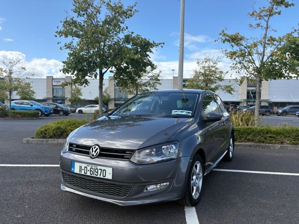 Volkswagen Polo Hatchback, Petrol, 2011, Grey