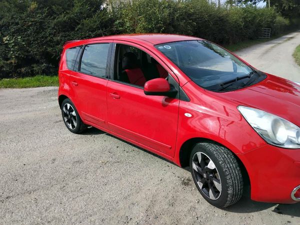 Nissan Note MPV, Petrol, 2013, Red