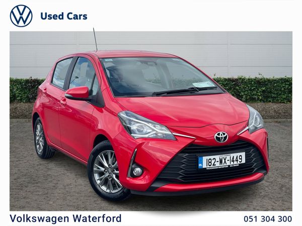 Toyota Yaris Hatchback, Petrol, 2018, Red