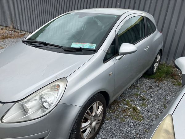 Opel Corsa Hatchback, Petrol, 2009, Silver