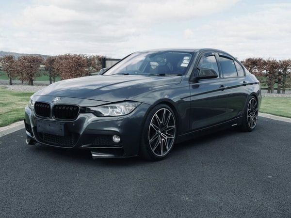BMW 3-Series Saloon, Diesel, 2012, Grey