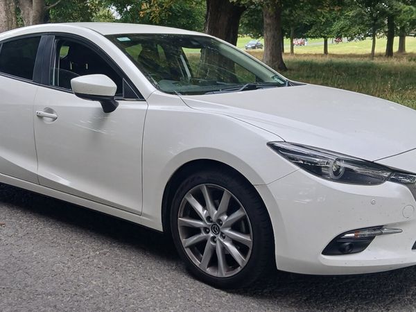 Mazda Mazda3 Hatchback, Petrol, 2018, White