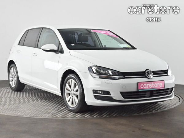 Volkswagen Golf Hatchback, Petrol, 2016, White