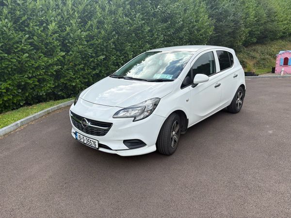 Opel Corsa Hatchback, Petrol, 2015, White
