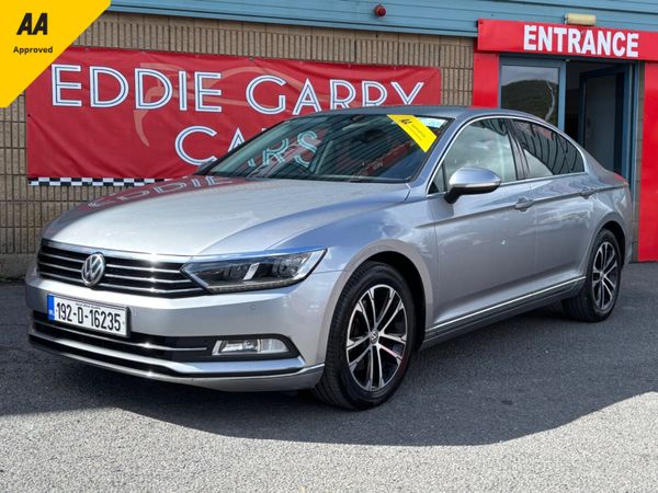 Volkswagen Passat Saloon, Diesel, 2019, Grey