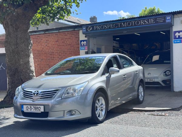 Toyota Avensis Saloon, Petrol, 2012, Grey