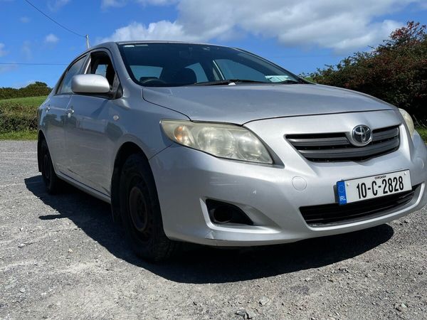 Toyota Corolla Saloon, Petrol, 2010, Silver