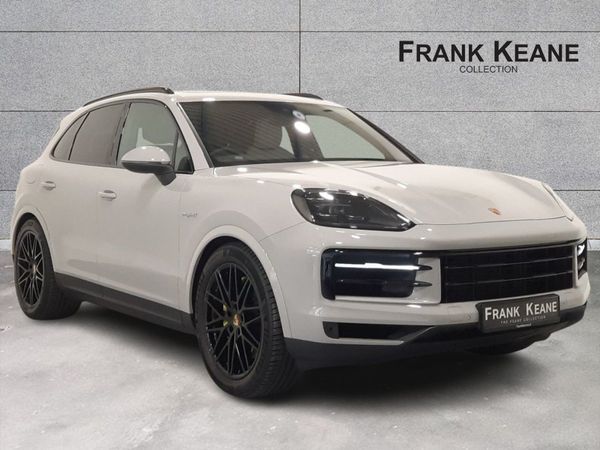 Porsche Cayenne SUV, Petrol Plug-in Hybrid, 2024, Grey