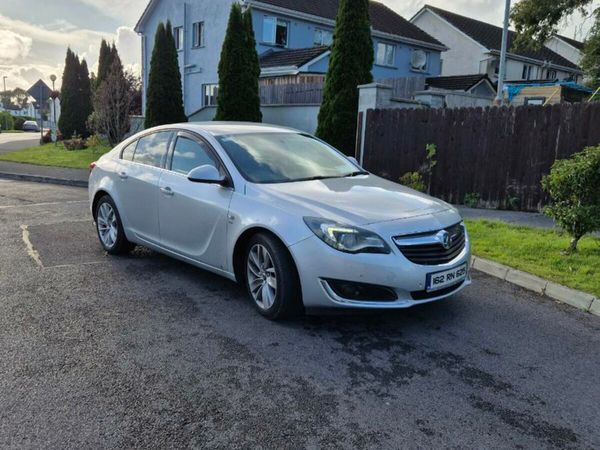 Vauxhall Insignia Hatchback, Diesel, 2016, Silver